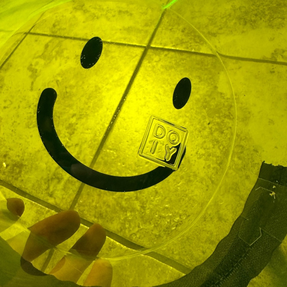 Smile Bag - Picture 2 of 7